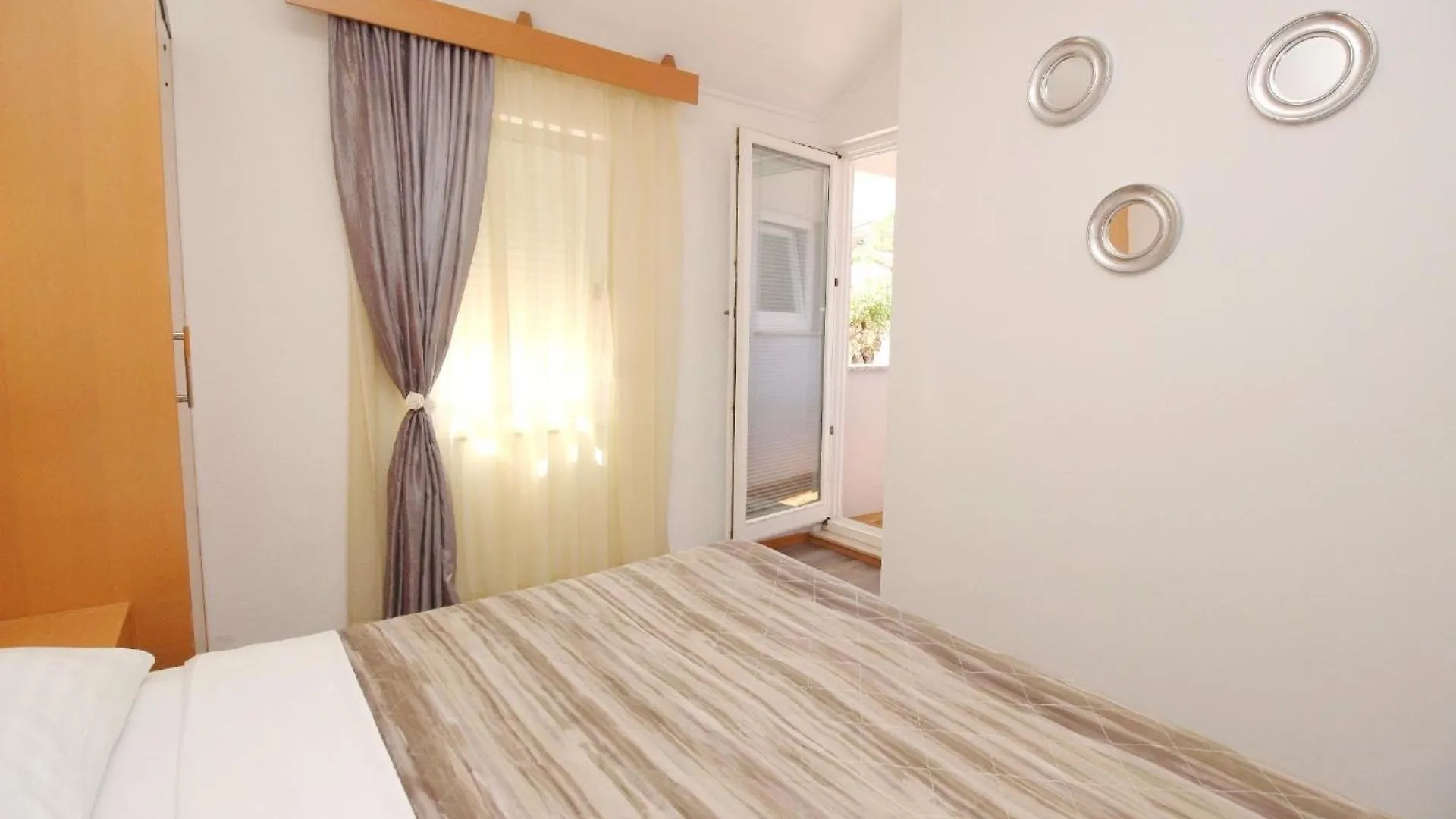 Ferienwohnung Fuer 4 Personen Ca 53 M In Baska, Adriakueste Kroatien Kroatische Inseln Apartment